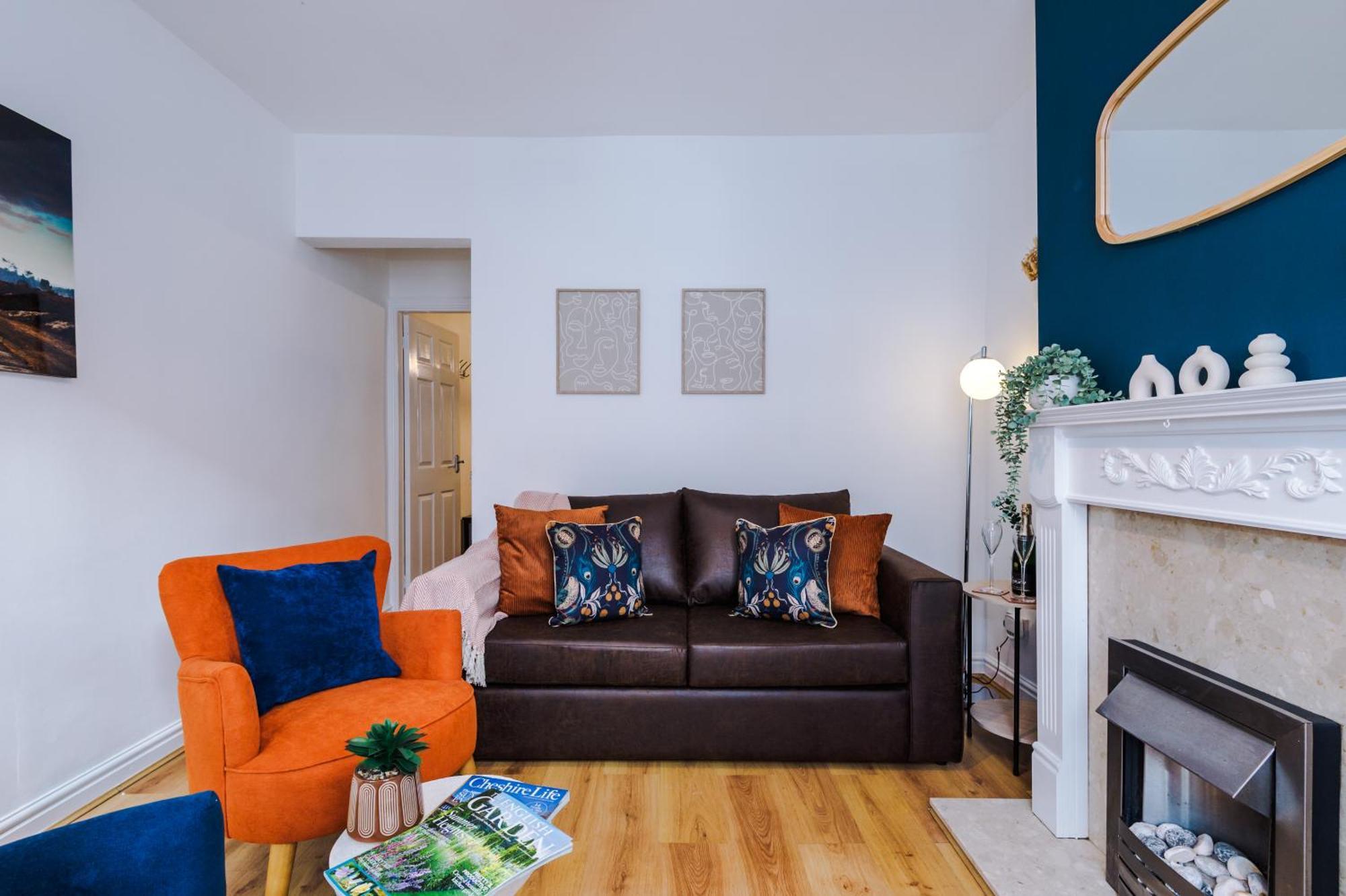 New! Spacious 2-Bed Home In Chester City-Centre By 53 Degrees Property, Ideal For Couples & Small Groups, Great Location - Sleeps 5 Eksteriør bilde